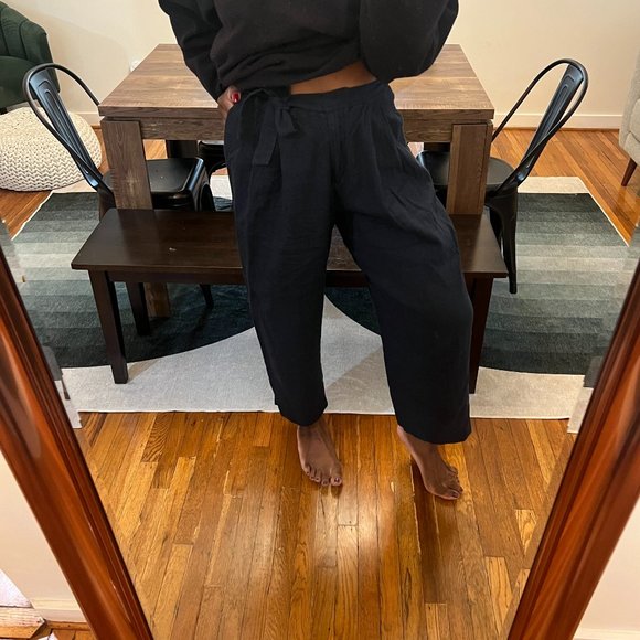 POMANDERE - Linen Cropped Pant - Picture 1 of 4